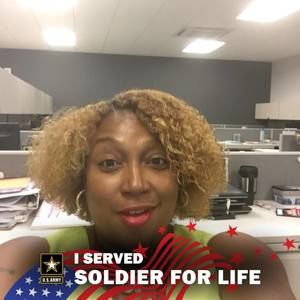 Meet your Posher, Pearl